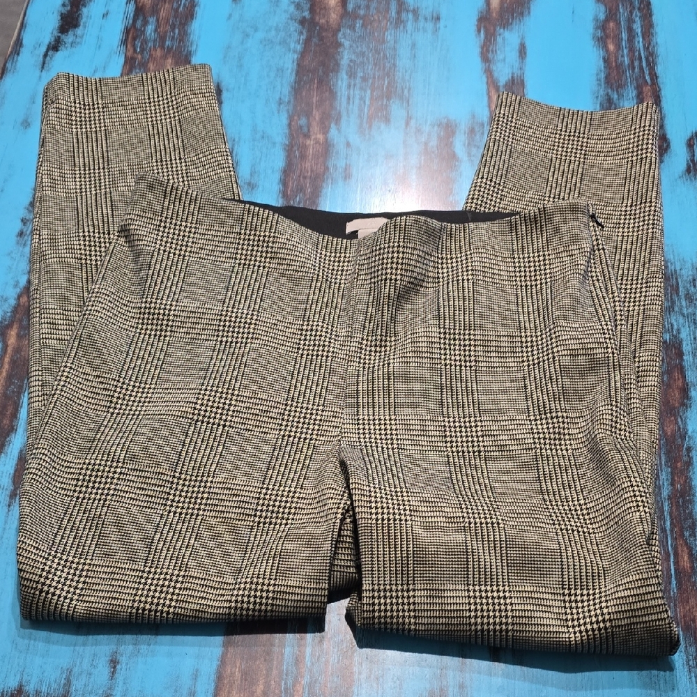 H&M Black and Beige Patterned Pants